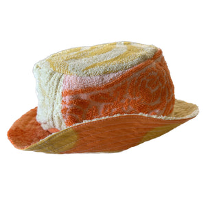The Bucket Hat (orange)